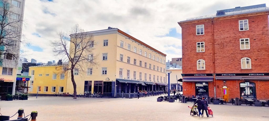 Kauppakatu 32